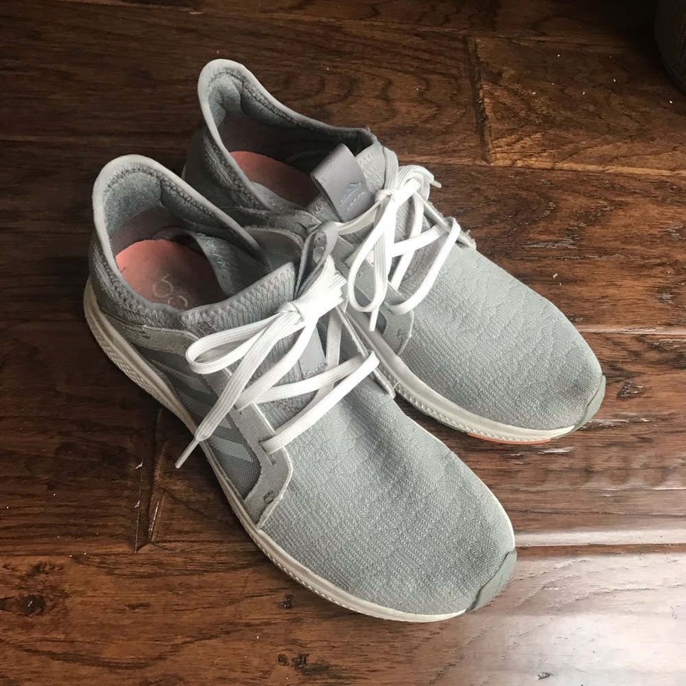 Adidas Bounce edge lux